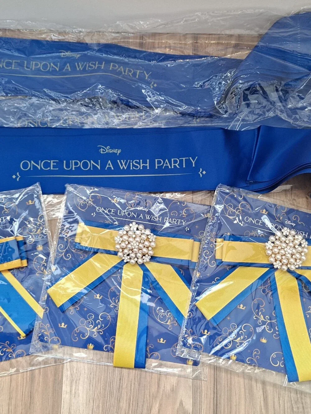 Disney Once Upon A Wish Party Blue/Gold Pearl Cluster Ribbon Bows Sashe 10 each